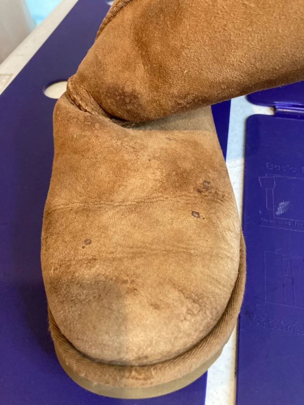 UGG WOMENS CLASSIC BOOT LIGHT BROWN SIZE 8